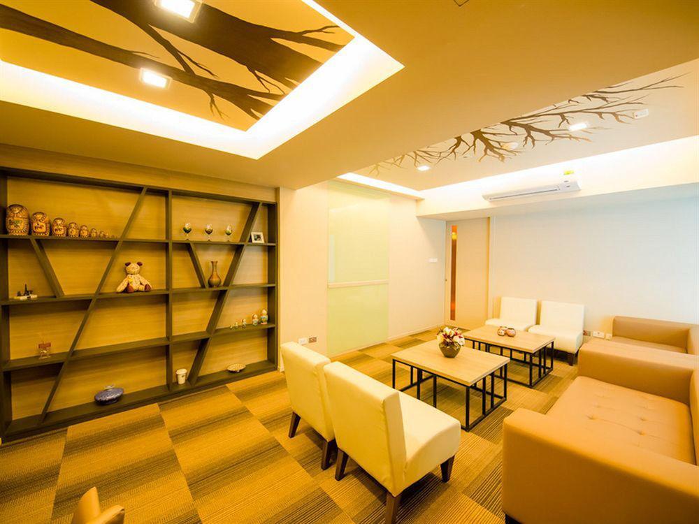 Myhotel Cmyk@Ratchada Bangkok Eksteriør bilde